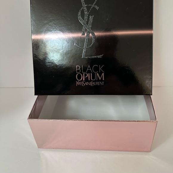 Yves, Saint Laurent black opium empty box Preloved - Picture 7 of 7